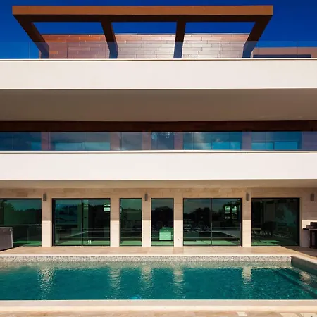 Vila Eligo In Villa Premantura